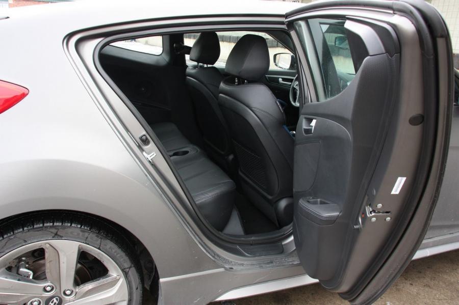  Hyundai Veloster Turbo 2012 года  (фото 132 из 244)
